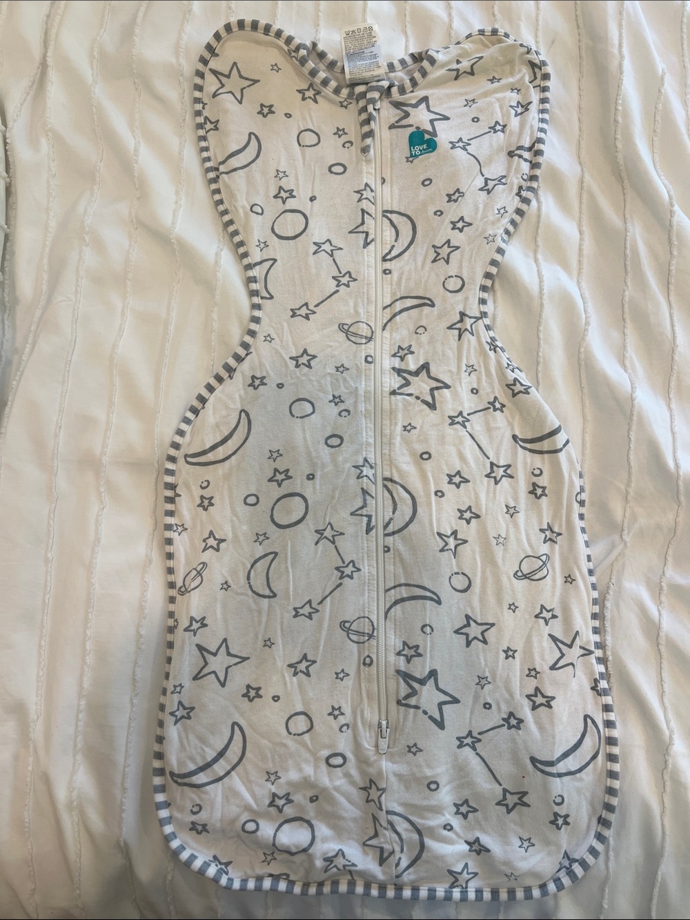 Love to Dream Cream & Gray Star Moon Swaddle Sack, medium, 13-19 lbs